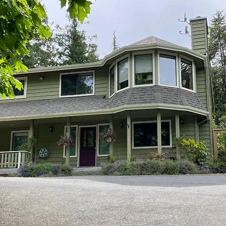 Oceanspray Hideaway Διαμέρισμα North Saanich Εξωτερικό φωτογραφία