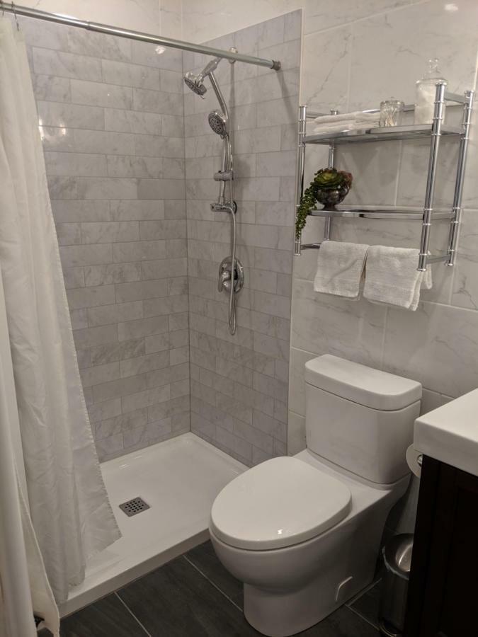 Oceanspray Hideaway Διαμέρισμα North Saanich Εξωτερικό φωτογραφία